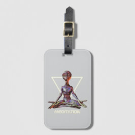 Meditação. Alienígena na etiqueta de bagagem tranq