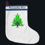 Meia De Natal Grande Natal e Hanukkah<br><div class="desc">Caracterizar a árvore e o menorah do Xmas com a estrela de David judaica cercada em o feriado apresenta em cartões,  em porte postal,  em ideias do presente e em roupa para a família.</div>