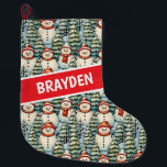 Meia De Natal Grande Watercolor Snowman Natal Personalizado<br><div class="desc">Neve aquarela em lenços vermelhos quentes e chapéus quentes de tricô e um bonito fundo verde,  vermelho e azul de pinheiros personalizaram o estoque de Natal.</div>
