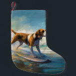 Meia De Natal Pequena American Engligh Foxhound Beach Surfing Painting<br><div class="desc">Mergulhe no mundo lúdico da aventura canina com esta pintura cativante. Um cão espirituoso leva às ondas, cavalgando habilmente o surf numa praia beijada pelo sol. A vibrante trabalho de arte capta lindamente a essência do entusiasmo de praia enquanto o cachorro anda sem medo das ondas, incorporando o espírito de...</div>