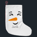 Meia De Natal Pequena Bonito Frosty, o Snowman Sorrindo Rosto<br><div class="desc">Este design de boneco de neve sorridente é adorado com o sorriso mais doce e carinhoso. Com bochechas rosadas e nariz de cenoura,  o charme de Frosty é irresistível,  espalhando calor e prazer aonde quer que ele vá.</div>