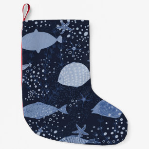 Meia De Natal Pequena Peixes monocromáticos dormindo, padrão escuro.