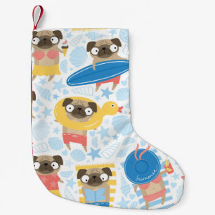 Meia De Natal Pequena Pugs bonitos nas férias. padrão com o desenho an