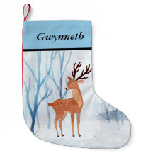 Sweet Reindeer Doe em uma Floresta de Neve