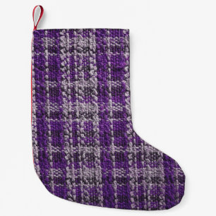 Meia De Natal Pequena Tecido de tartã roxo: fundo texturizado.