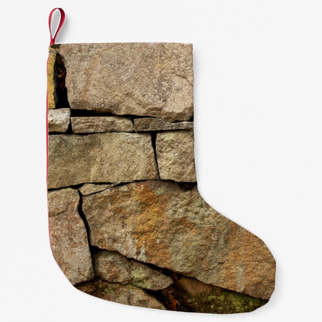 Meia De Natal Pequena Um muro de pedra feito de paralelepípedos textu de (Frente)