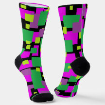 Meias com verde preto e arte geométrica magenta