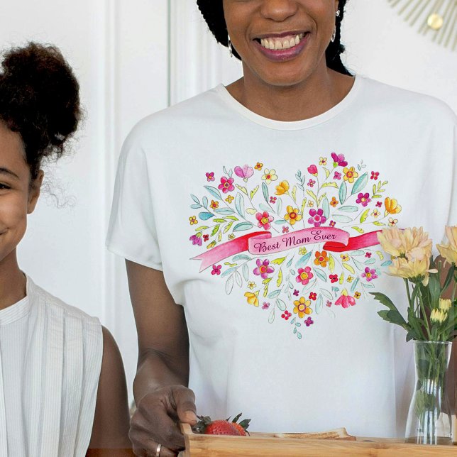 Melhor t-shirt da mãe do buquê do coração (Criador carregado)