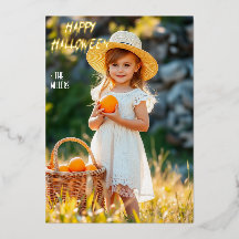 Menina com Cesta de Abóbora Feliz Halloween