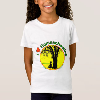 Menina do t-shirt de Homeschool