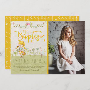 Menina floral bonito do CONVITE da FOTO do