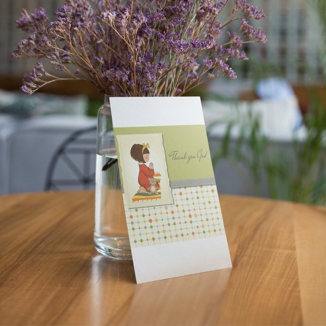 Menina Rezando Convites (Criador carregado)