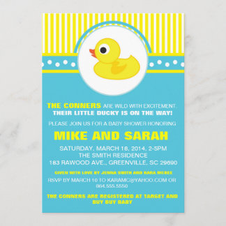 Menino pouco convite Ducky de borracha do chá de