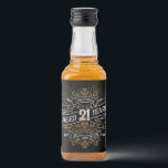 Mens Funny Whiskey aniversário de 21 anos<br><div class="desc">Celebre o grande 2-1 com estilo e humor com este design de aniversário inspirado no rótulo de uísque vintage. A tipografia negra, dourada e branca é ornamentado e elegante, dando-lhe um toque clássico de retrô-safra. Perfeito para o homem (ou para a mulher!) na sua vida que ama o seu uísque,...</div>