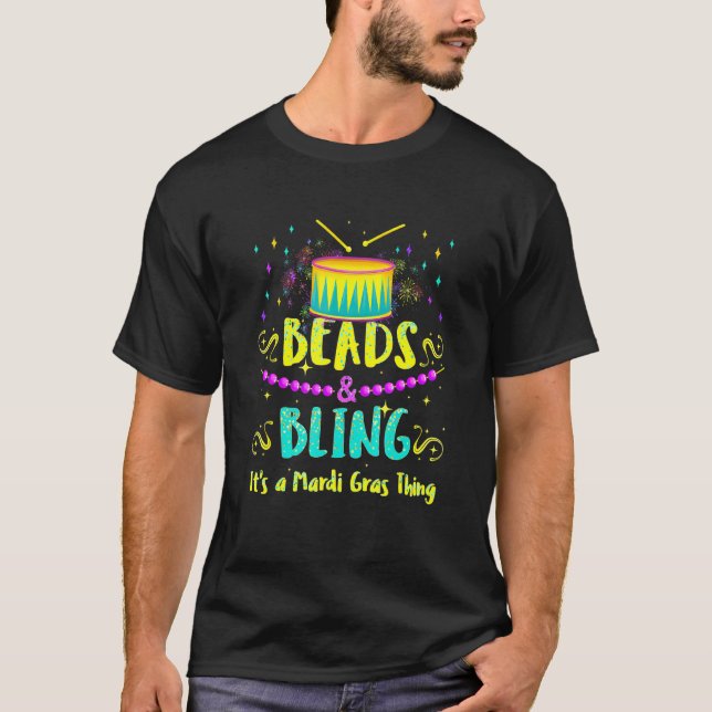 Mens Miçangas e Bling É uma Camisa Mardi Gras (Frente)
