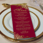 Menu Amigos do Ouro Elegante no Casamento da Borgonha<br><div class="desc">Este belo menu irá adicionar algum estilo à sua recepção de casamento. Ele apresenta um belo design com caramujos de folha falsa de ouro ornamentado e espirais em um fundo burgundy, maroon ou tinto de vinho. Há espaço para os nomes do casal e da data do casamento, e o texto...</div>