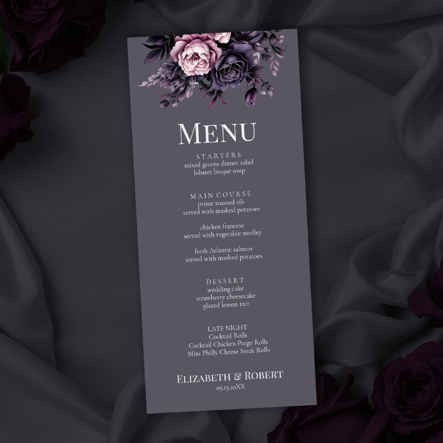 Menu Cardápio de Casamento Floral Ameixa Gótica (Gothic Plum Floral Wedding Menu on a gothic wedding table with dark roses.)