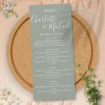 Menu de Casamento de Assinatura de Sage Silver Ele<br><div class="desc">Cartão de cardápio verde de assinatura verde prateado elegante com nomes de estilo de assinatura,  este cartão de menu moderno pode ser personalizado com suas informações em caracteres brancos. Projetado por Thisnotme©</div>