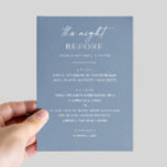 Menu Janto de ensaio azul Dusty. Noite Antes do Náutico<br><div class="desc">Traga um tom legal e elegante para "A Noite Antes" com este cardápio de janto de ensaio azul. Com sua tipografia limpa e fundo azul-mudo suave, esta design minimalista trabalha lindamente para casamentos de primavera ou verão - especialmente aqueles com temas inspirados em náutica, litoral, praia ou oceano. Perfeito para...</div>