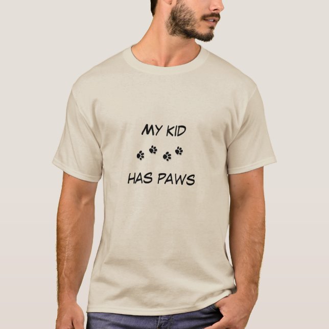 Meu miúdo tem o t-shirt das patas (Frente)