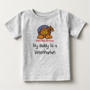 Meu pai é um t-shirt infantil veterinário