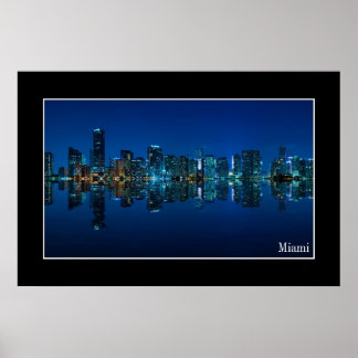 Miami skyline no panorama noturno - Poster