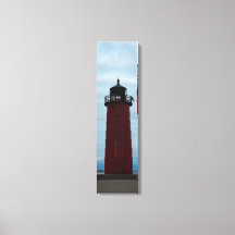 Milwaukee Pierhead Lighthouse Ver Canvas Vertical