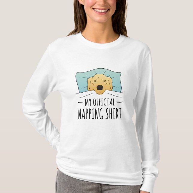 Minha camisa de dormir com o cão dormindo (Frente)