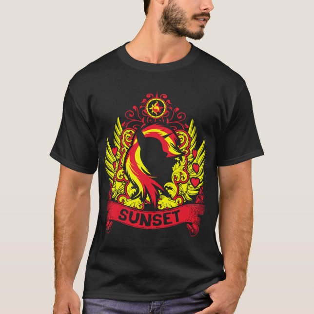 Minha Pequena Camiseta T-ShirtSUNSET - CREST (Frente)