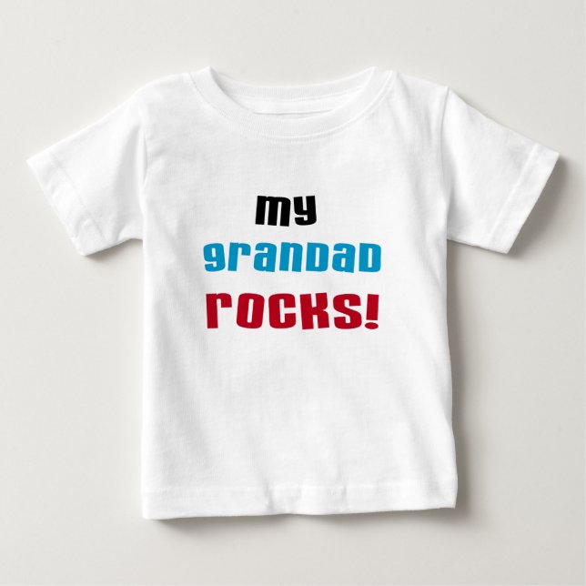 Minha vovó Rocks T-shirts e presentes (Frente)