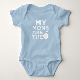 Minhas mães são a camisa engraçada do bebê da