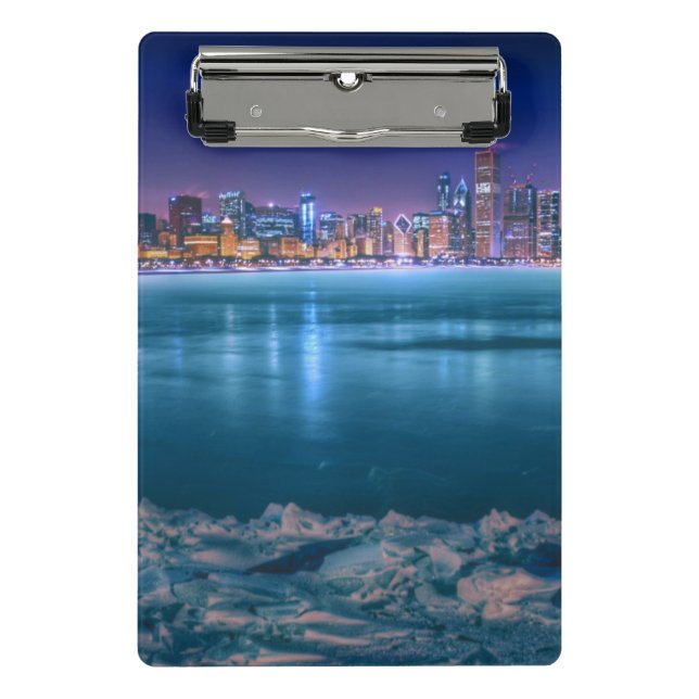 Mini Prancheta A neve e o gelo abundam no lago Michiga no ártico (Frente)