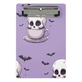 Mini Prancheta Caveira Pastel Goth em Xícara de Chá