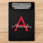 Mini Prancheta Nome do Monograma da Rapariga do Script Preto Verm<br><div class="desc">Área de Transferência de Planeamento de Nomes Preto e Vermelho. Isto faz o doce e perfeito aniversário de 16 anos,  casamento,  chá de panela,  aniversário,  chá de fraldas ou festa de solteira presente para alguém que ama luxo de luxo e estilos quíticos.</div>