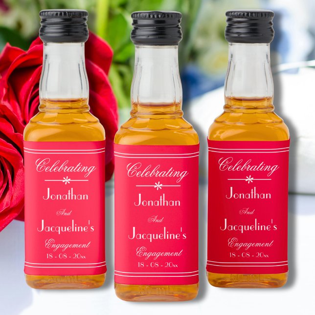 Mini Vermelho Elegante de Script de Favoritos de f (For a Perfect Engagement Party - Elegant Script Cute Red Mini Liquor Bottle Labels.)