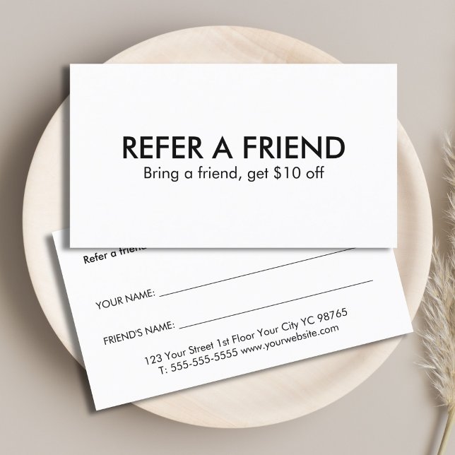 Minimalist Elegant Black and White Referral Card (Criador carregado)