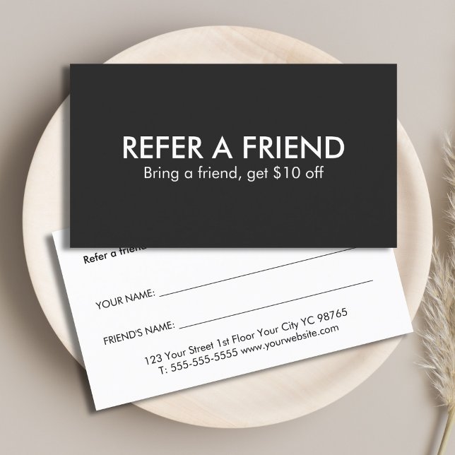 Minimalist Elegant Black and White Referral Card (Criador carregado)