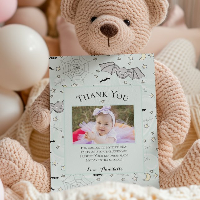Mint Spooky Bonito Cartões de agradecimentos de Di (Halloween Baby Shower Spooky Cute Bats Thank You Card in Pastel Mint. Baby Bats, Stars, Moons & Webs)