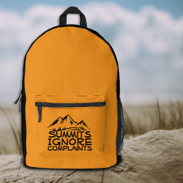 Mochila preta amarela para caminhada de aventura a