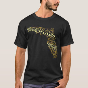 Modelo de camiseta