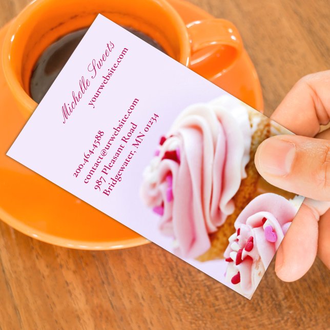 Modelo de cartão de visita de cupcakes de padaria (Criador carregado)