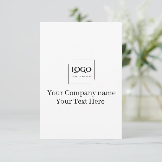 Modelo de logotipo personalizado elegante (Em pé/Frente)