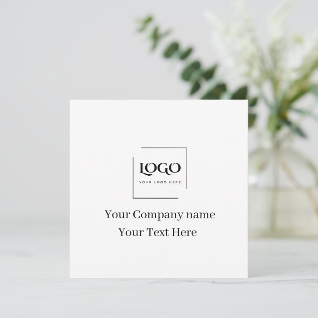 Modelo de logotipo personalizado elegante (Em pé/Frente)