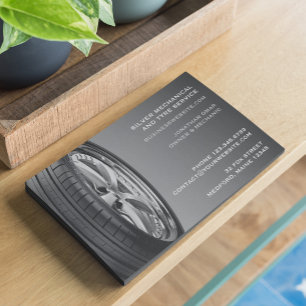 Modelo de Panfleto de Serviço de Pneus e Reparação