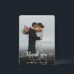 Modern Hand - Letra Cartões de agradecimentos Foto<br><div class="desc">A Mão Moderna Inscreve O Cartões de agradecimentos Fotográfico De Casamento. Obrigado de casamento do Na moda moderno seu modelo de cartão postal com uma foto vertical do cheio na frente com o texto "Obrigado" em uma fonte de script de tipografia escrita escrita à mão robusta, em branco na fotografia....</div>