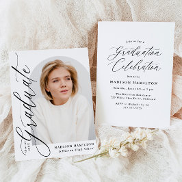 Moderno Convite de Formatura com Caligrafia Preta 