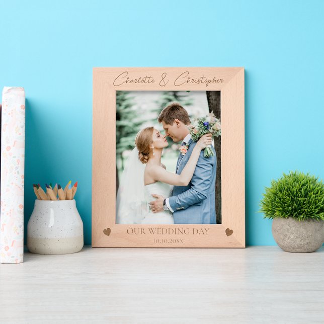 Moldura de foto de casamento personalizada com nom (Criador carregado)