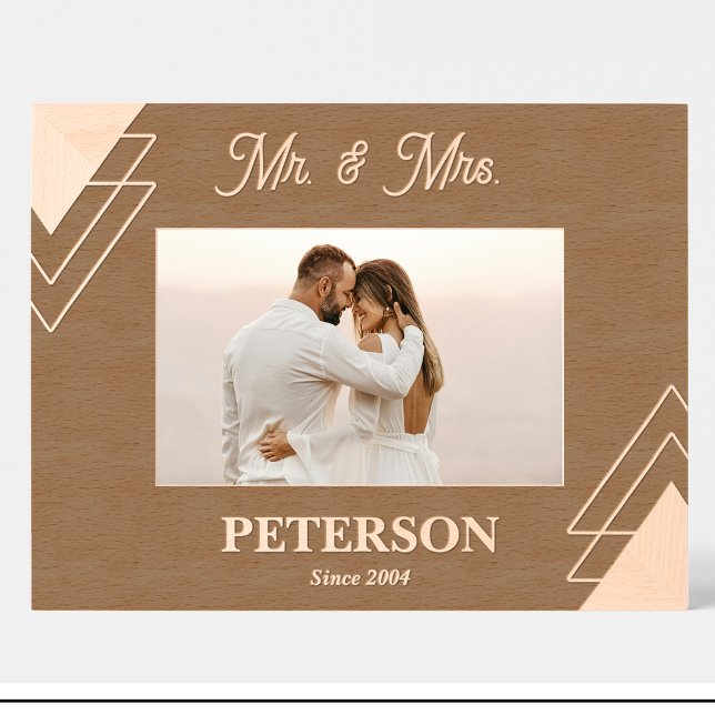 Moldura de madeira personalizada para casal Mr Mrs (Criador carregado)