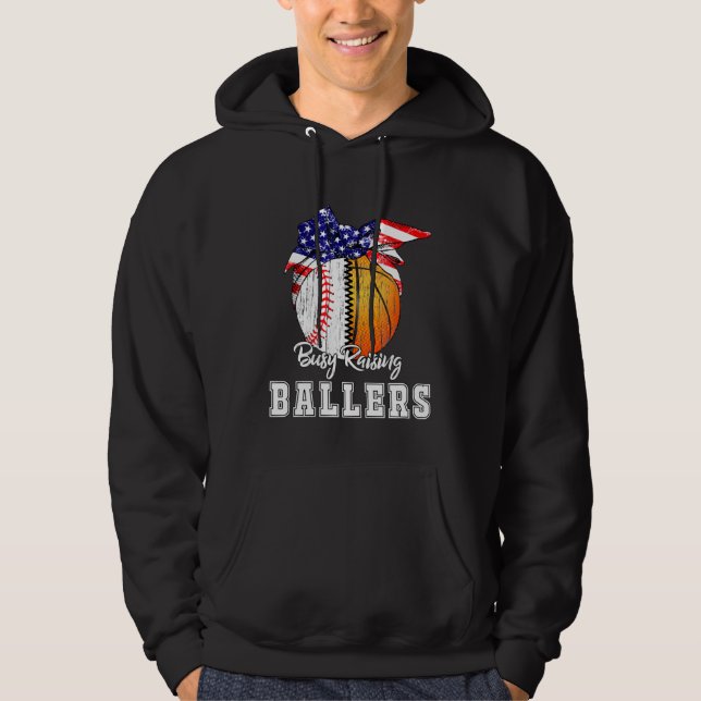Moletom Baseball Basketball Mom Busy Raising Ballers Ameri (Frente)