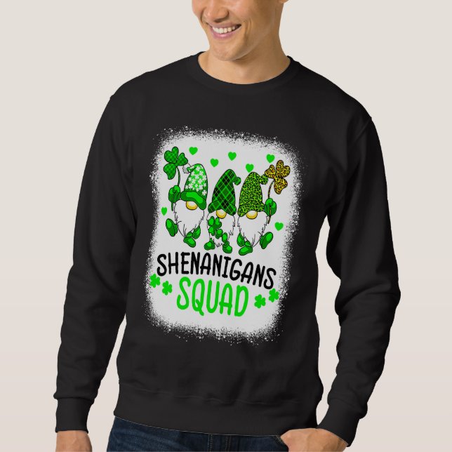 Moletom Bleached Shenanigans Squad St Patrick's Day Gnomes (Frente)